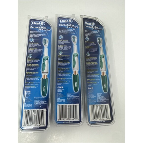 LOT OF 3 Oral B CrossAction Power Toothbrush Green AA Battery MEDIUM SEALED - Picture 4 of 6